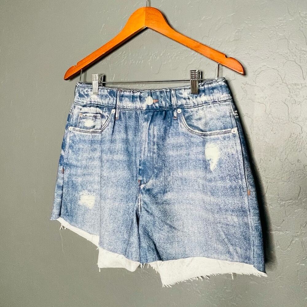 Blanknyc Denim Print Sweatpants Shorts - Picture 6 of 8